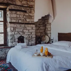 Hotel Tradita E Beratit