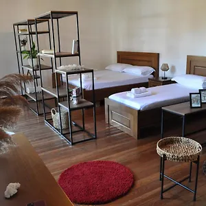 Guest house Timber, Berat