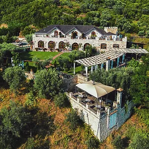 Chateau Fasel Albanien
