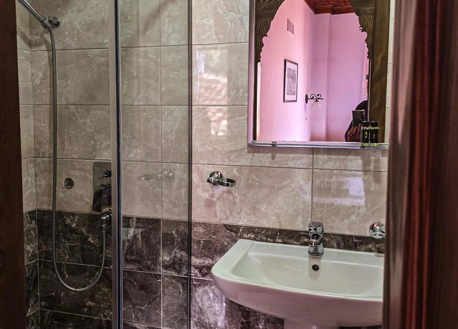 Hotel Gorica - Unesco Quarter Berat 3*,  Arnavutluk